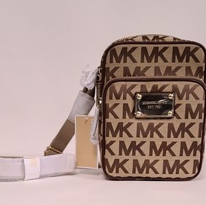 NEW! Michael Kors MK Signature Flight Crossbody
